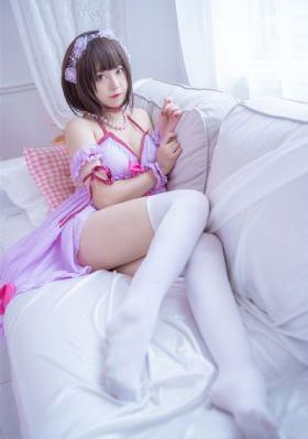石原莉奈为了老了公和老头出_720高清在线观看