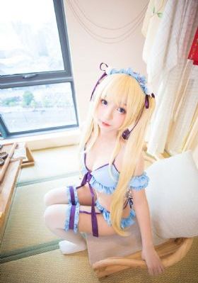 老汉胯下的女学生_国产剧电影免费在线